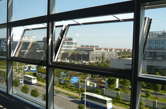 電動開窗機(jī)：科技改變消防，安全觸手可及